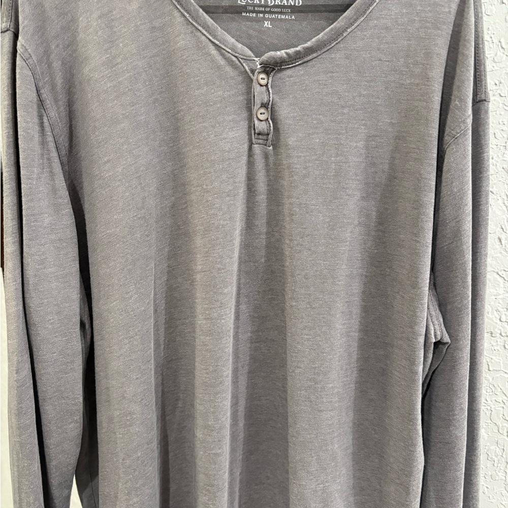 Lucky Brand Men's Gray Long Sleeve Henley